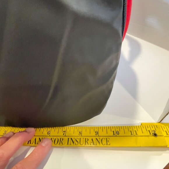 Nike Red & Black Duffle Bag With White Logo 2503 Cu In Capacity Durable Polyeste - Picture 15 of 16